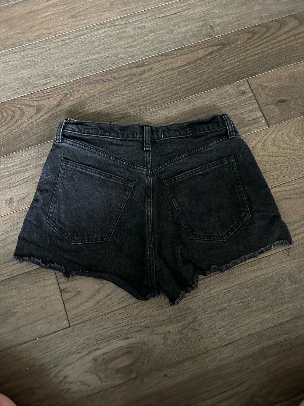 Abercrombie & Fitch Black High-Rise The Mom Short - Picture 2 of 3